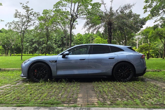 满血乾崑塞进猎装车 抢先试驾启境GT7