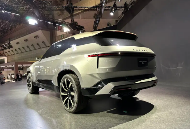 2023日本移动出行展：丰田兰德酷路泽Se