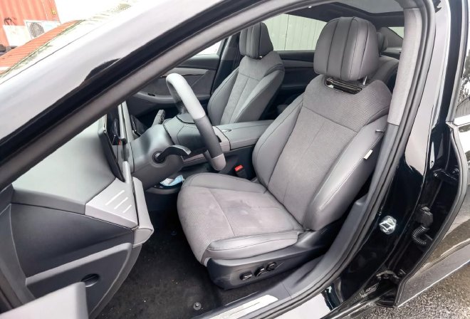 优势不止在性能 试驾岚图追光PHEV