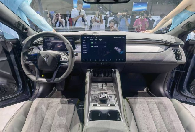 2024成都车展：比亚迪宋L EV上市