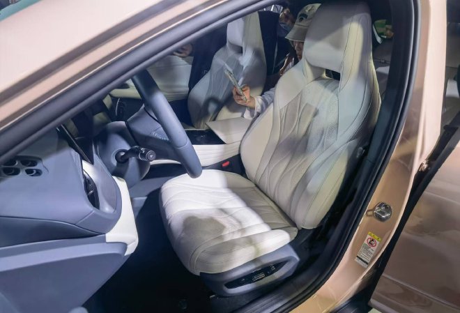 售13.68万元起 比亚迪海豹06GT正式上市