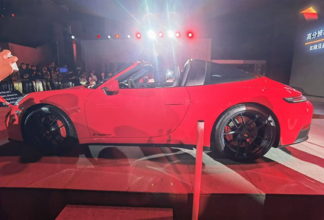 更具个性色彩 新款保时捷911亚洲首秀