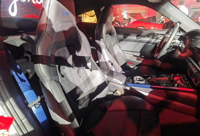 更具个性色彩 新款保时捷911亚洲首秀