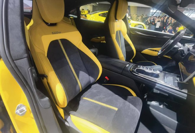 2024广州车展：小米SU7 Ultra量产版正式亮相