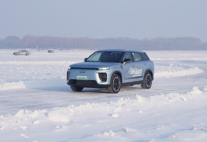 极端环境下依然出色 风云A8/风云T6冰雪挑战