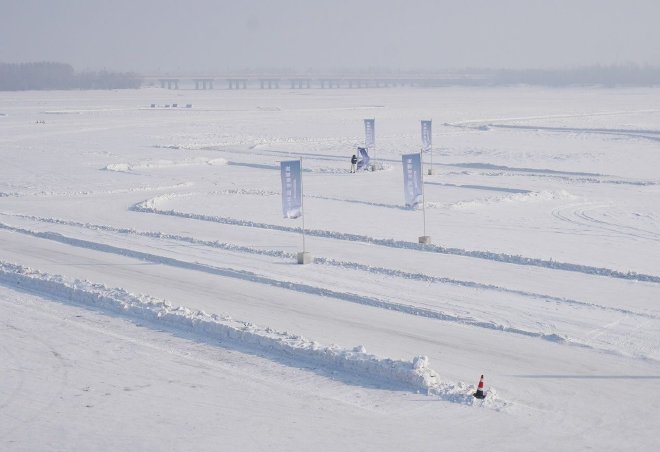 极端环境下依然出色 风云A8/风云T6冰雪挑战