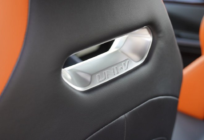 长安第二代UNI-V 外观内饰细节升级颜值更高