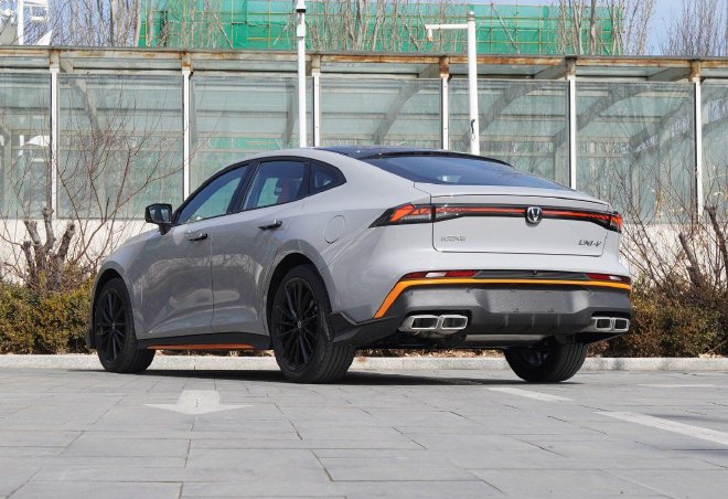 长安第二代UNI-V 外观内饰细节升级颜值更高