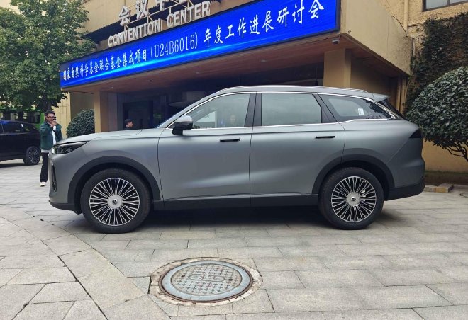 国庆限时抢鲜价12.79万元起售 瑞虎9家族正式上市