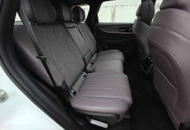 国庆限时抢鲜价12.79万元起售 瑞虎9家族正式上市