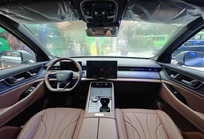 国庆限时抢鲜价12.79万元起售 瑞虎9家族正式上市