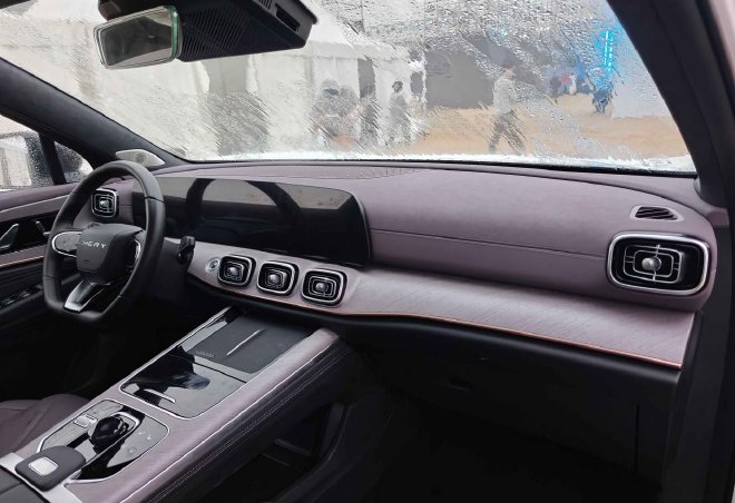 国庆限时抢鲜价12.79万元起售 瑞虎9家族正式上市