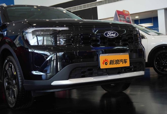 颜值 空间 配置均出色 实拍全新福特领睿