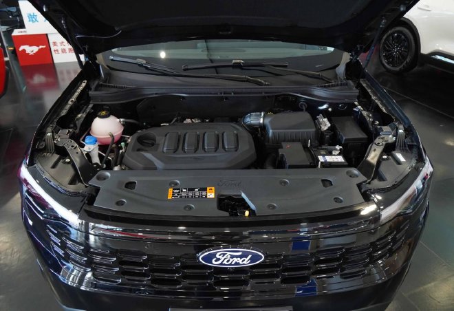 颜值 空间 配置均出色 实拍全新福特领睿