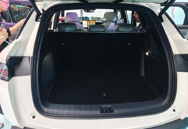 15.19万元起售 比亚迪宋Ultra EV正式上市