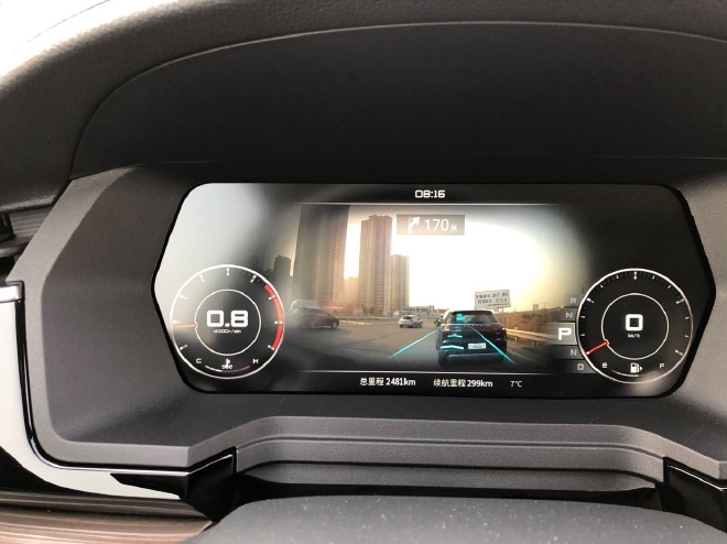 享小城快乐生活 试驾东风日产启辰双子星