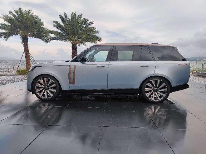 诠释新现代豪华主义 “揽胜之境”与全新揽胜SV