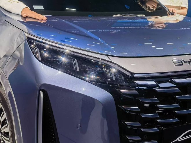 2024成都车展：比亚迪夏全球首发