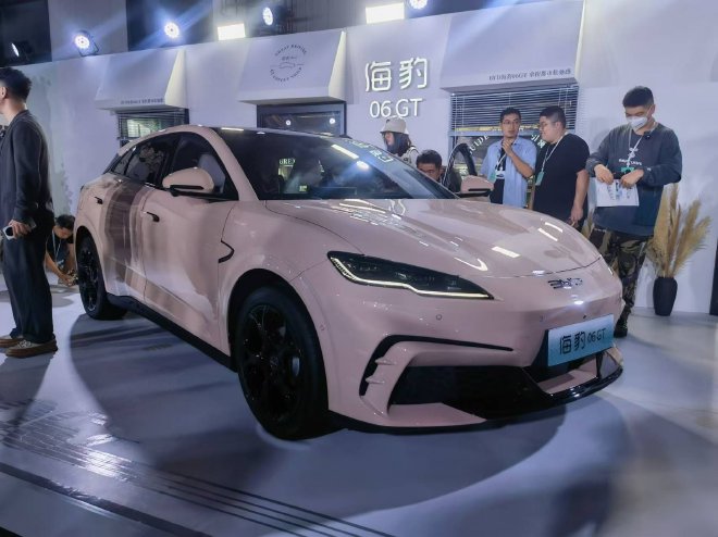 售13.68万元起 比亚迪海豹06GT正式上市