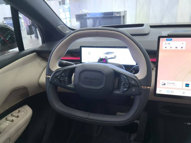 2024广州车展探馆：实拍领克Z20