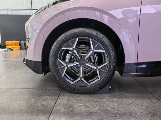 2024广州车展探馆：实拍领克Z20