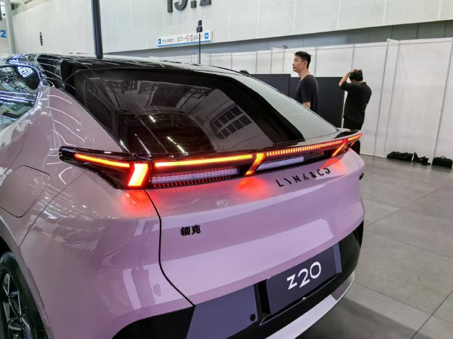 2024广州车展探馆：实拍领克Z20