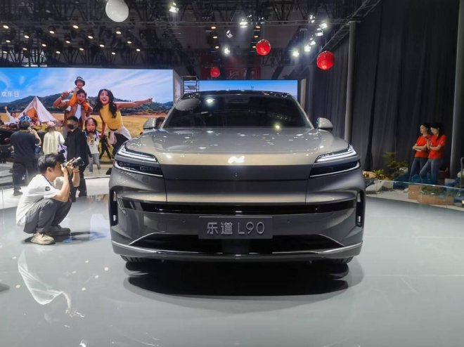 2025上海车展：乐道L90正式亮相