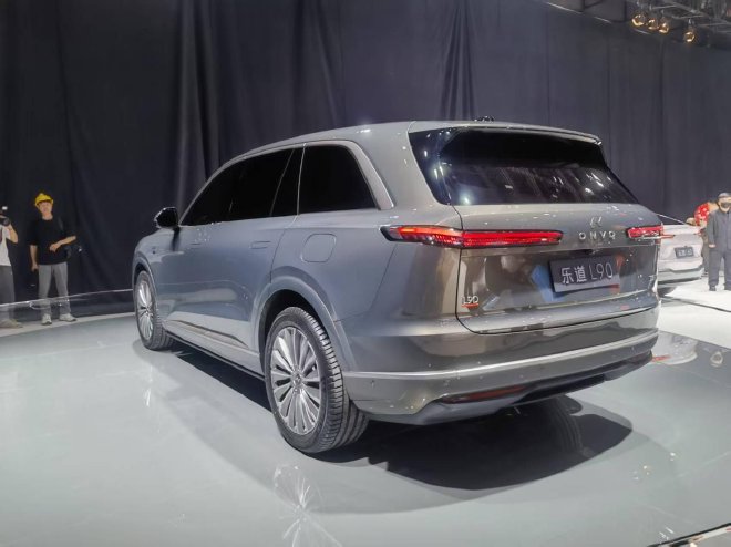 2025上海车展：乐道L90正式亮相