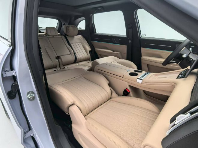 全车配电动座椅 静态实拍捷途山海L7 PLUS