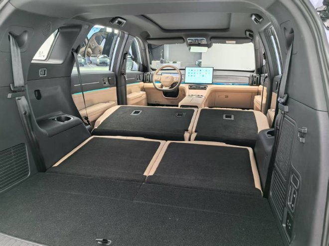 全车配电动座椅 静态实拍捷途山海L7 PLUS