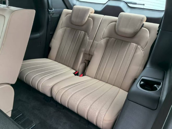 全车配电动座椅 静态实拍捷途山海L7 PLUS