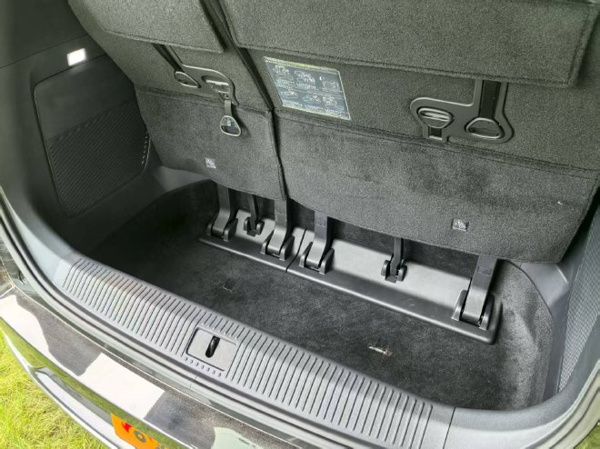 MPV空间就该如此 试驾东风风行星海V9越享系列