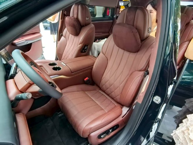 售价26.98-29.98万元 广汽昊铂HL增程版上市