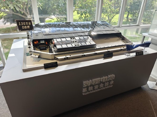 神行电池+多项标配 AION RT焕新款让您一步到位