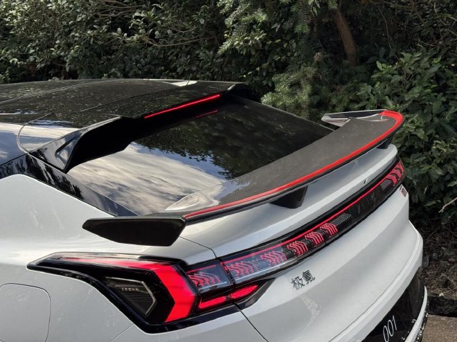 试驾焕新极氪001：不止猎装优雅/还有全面进化