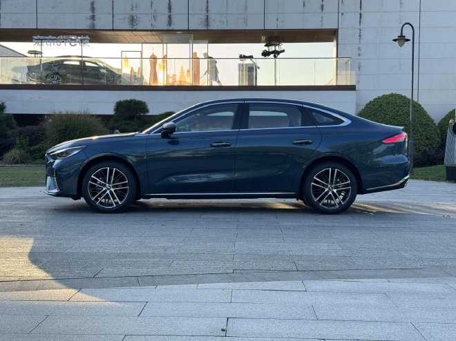 由内而外全面焕新 第5代帝豪静态体验