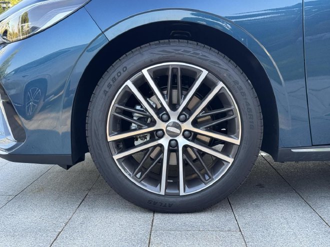 由内而外全面焕新 第5代帝豪静态体验