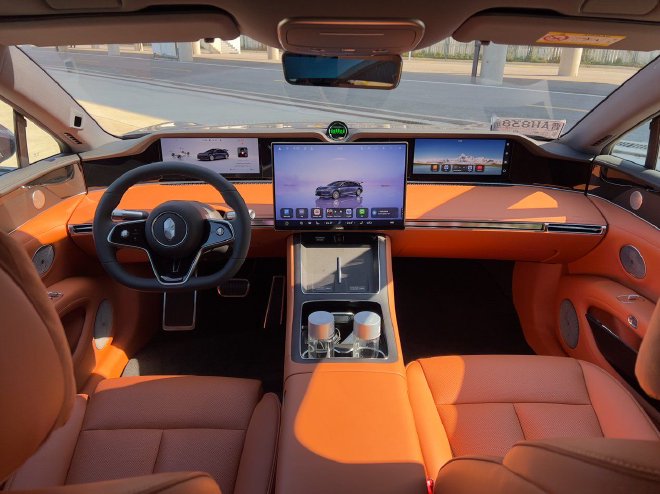 2025广州车展：新款享界S9正式上市