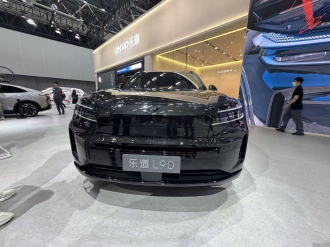 2025广州车展：乐道L60/L90黑骑士特别版