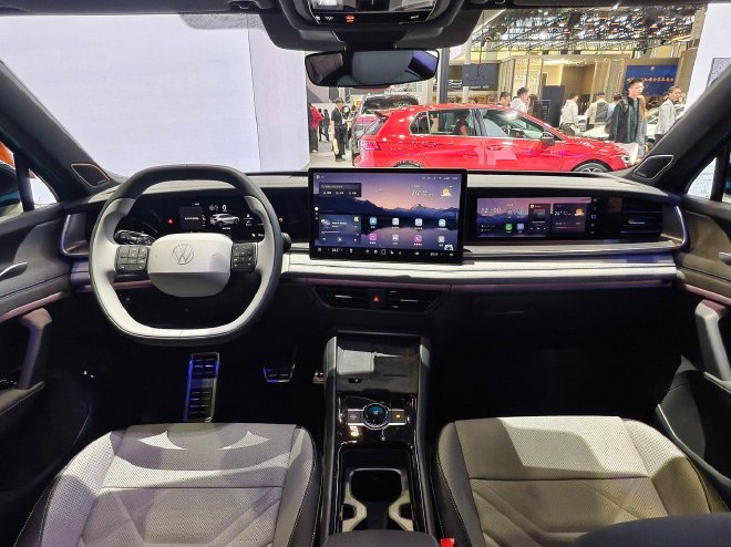 2025广州车展：一汽-大众全新揽巡、探岳L PHEV首发亮相