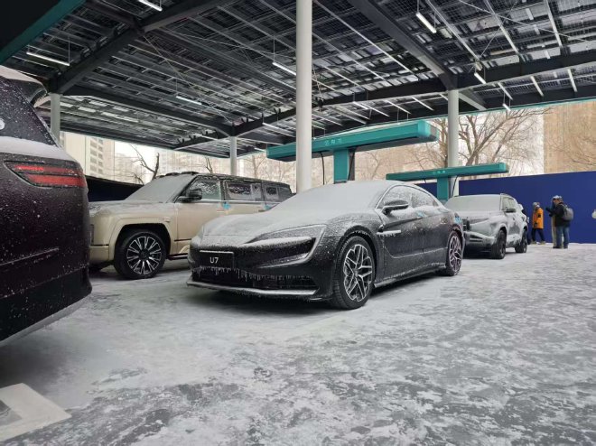 极寒充电测试 比亚迪第二代刀片电池依旧稳定