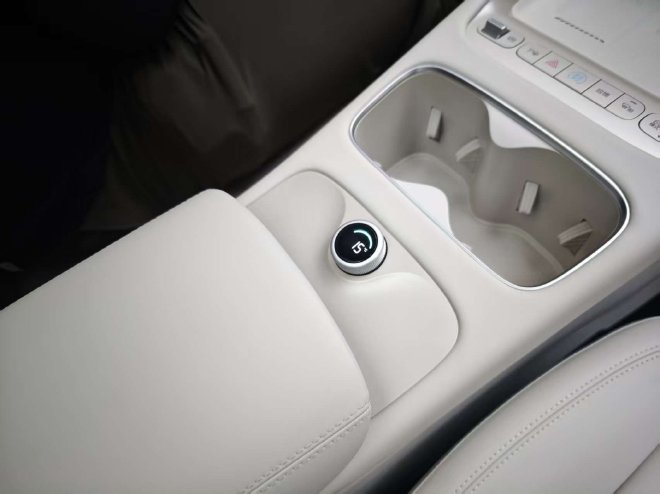 售价11.19万起 比亚迪海豹06双车迎来上市