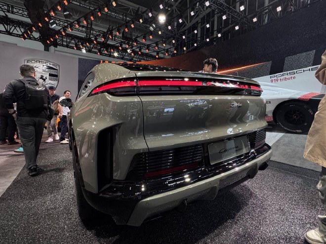 2026北京车展：保时捷纯电动Cayenne Turbo首发