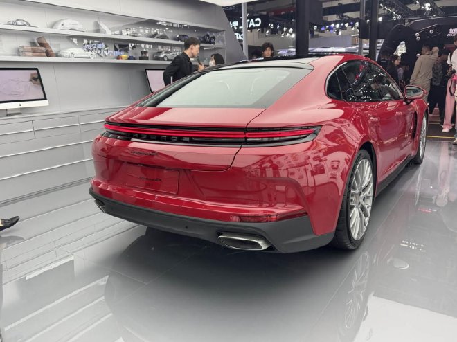 2026北京车展：保时捷纯电动Cayenne Turbo首发