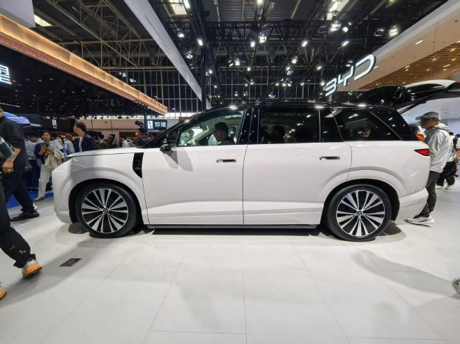 2026北京车展：比亚迪大唐EV预售25-32万元