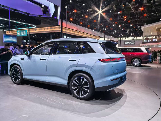 2026北京车展：比亚迪第三代元PLUS正式亮相