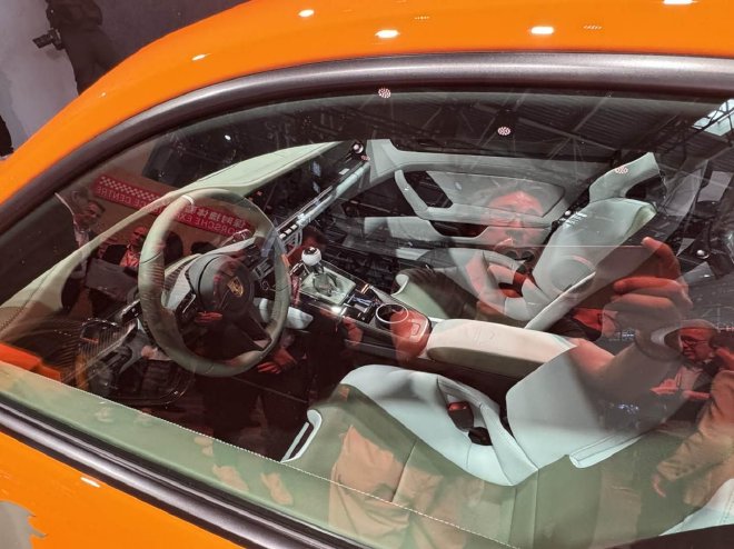 2026北京车展：保时捷纯电动Cayenne Turbo首发