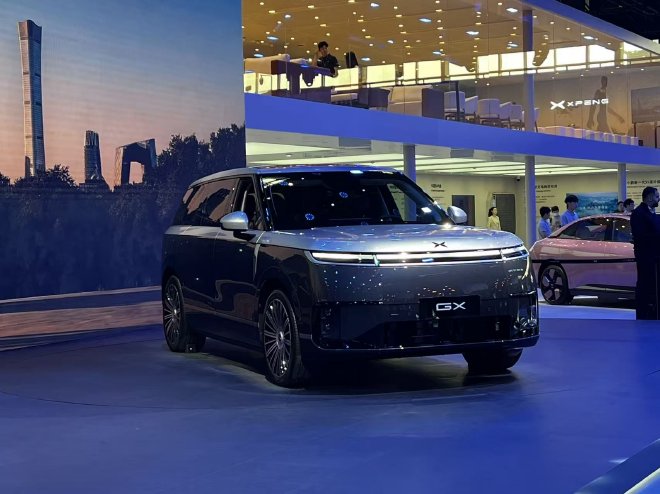 2026北京车展：小鹏GX正式亮相/预售39.98万