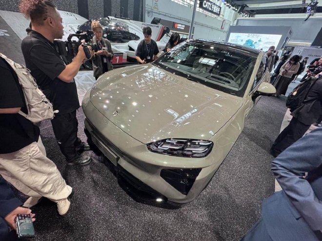 2026北京车展：保时捷纯电动Cayenne Turbo首发