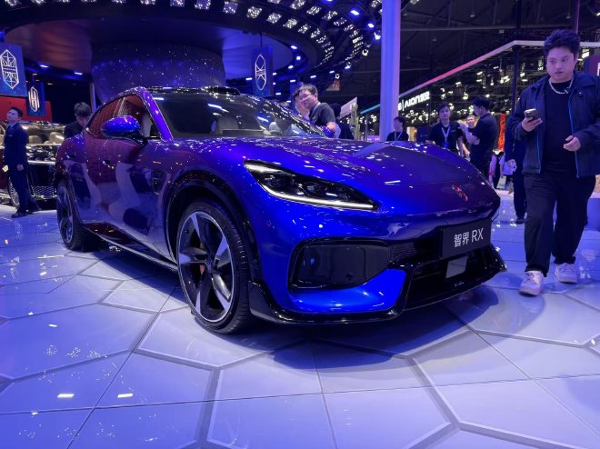 2026成都车展：智界RX新车首秀 V9 R7实力联袂亮相